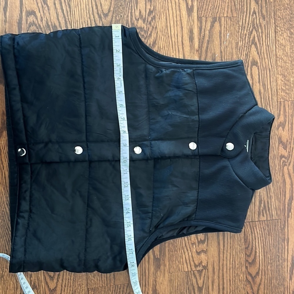 2/40$ Vintage y2k crop black vest size medium - Picture 5 of 6